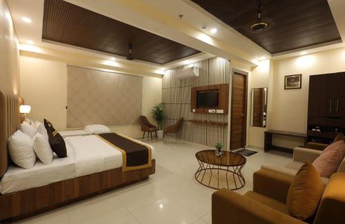 Alambagh Hotel | GP Palace