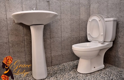 Lome House | Grace Lodge