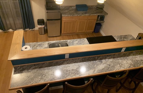 Frankfort Apartment | Grace Sunset Suite