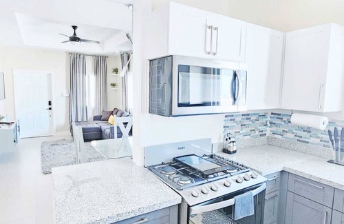 Lucea House | Grand 180° Sea View OceanPointe
