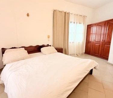 Abomey-Calavi Apartment | Grand appartement non loin du centre de Cotonou