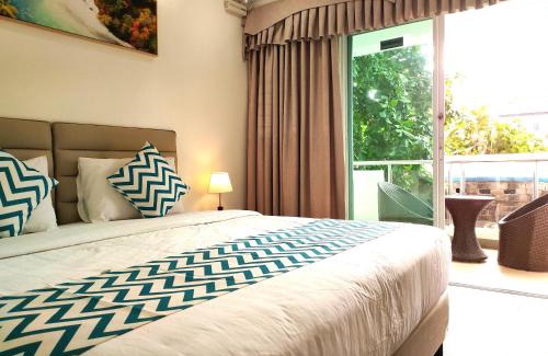 Manoc-Manoc Hotel | Grand Blue Beach Hotel