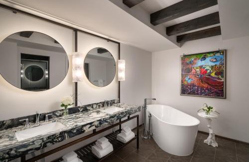 Greenville Downtown Hotel | Grand Bohemian Lodge Greenville, Autograph Collection