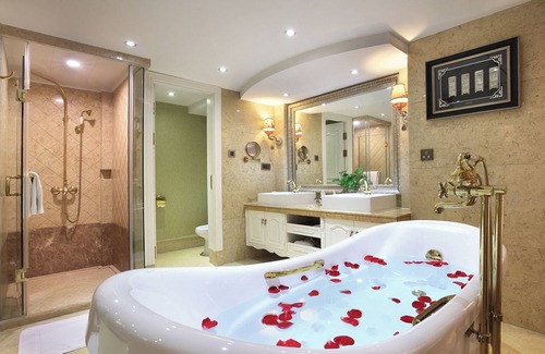 Xiufeng Hotel | Grand Bravo Guilin Hotel
