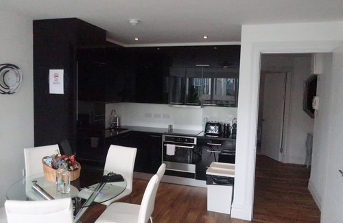 Dublin Apartment | Grand Canal Dock Waterfront Luxury “Special Offer”