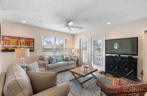Gulf Place House | Grand Caribbean 201