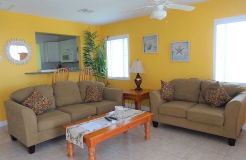 Bodden Town Condo | Grand Cayman - Luxury 2 bedroom & 2 bathroom condo, wonderful sea view terrace