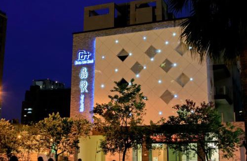 East District Hotel | Grand Crystal Hotel