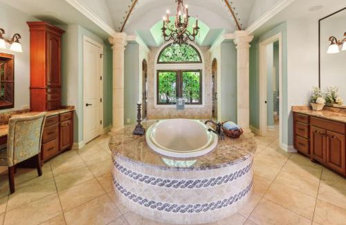 St. Charles House | Grand Estate at the Preserve