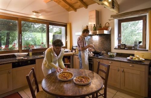 Lalbenque House | Grand Gîte de Charme dans le Lot - Jacuzzi, Piscine & Truffles - 14 pers.