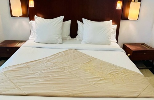 Kanathur Hotel | Grand horizon