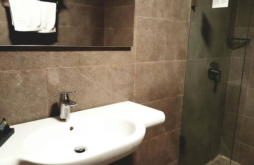 Conakry Hotel | Grand Hotel Central