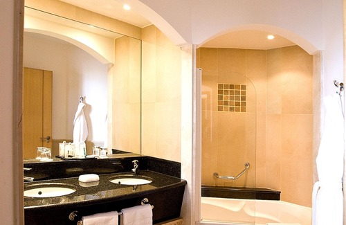La Cote Radieuse Hotel | Grand Hotel les Flamants Roses