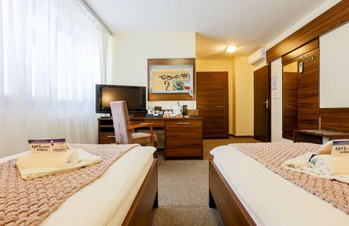 Senica Hotel | Grand Hotel Senica