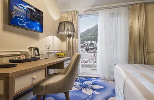 Baska Voda Hotel | Grand Hotel Slavia - Adults Only