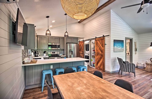 Eucha Cottage | Grand Lake Cottage w/Hot Tub in Eucha