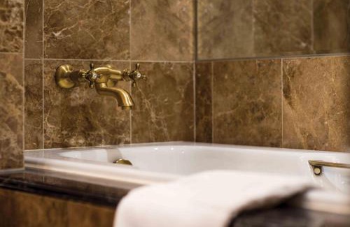 Nonhyeon-dong Hotel | Grand Mercure Imperial Palace Seoul Gangnam