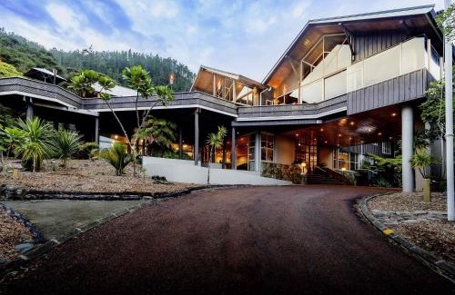 Pauanui Hotel | Grand Mercure Puka Park Resort