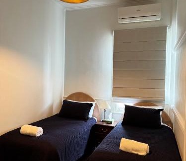 Crows Nest Hotel | Grand Old Crow Hotel
