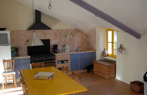 Oze House | Grand Old House, quiet, space, countryside, nature