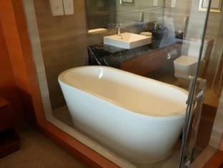Longhua District Hotel | Grand Skylight International Hotel Shenzhen Guanlan, Near Metro Station, Huawei, Foxcnn, Shenzhen North Railway