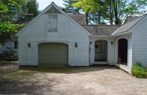 Sunapee House | Grand View At Fernwood