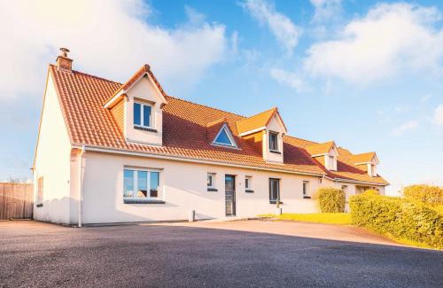 Desvres House | Grande maison avec piscine et jacuzzi à la campagne