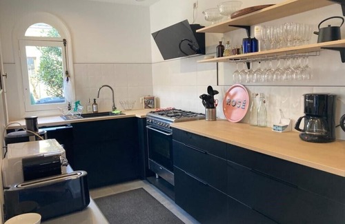 Lormaye House | Grande Maison Familiale de Ville à 1h de Paris Dans Village Médiéval