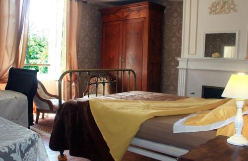 Ri House | Grande maison XVIIIème avec jardin clos, ping-pong et option chambres d'hôtes - Animaux acceptés - FR-1-497-193