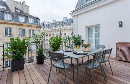 Enfants-Rouges Apartment | Grande terrasse, climatisation, 3 chambres, Marais