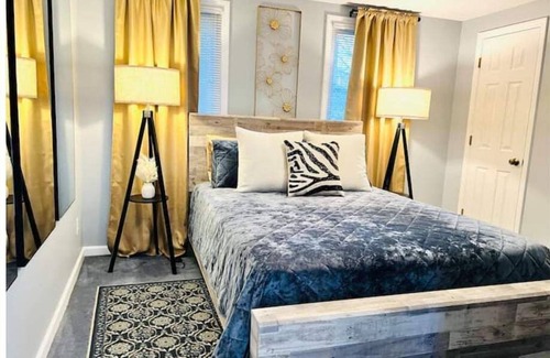 Sedgefield House | Grandover Furniture Market Jamestown