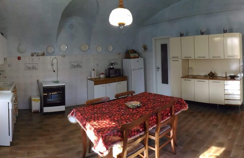 Trisobbio House | Grandparents' house - for couples, gourmets explorers, families with children, groups