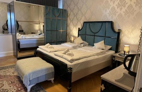 Centrum Bed & Breakfast | GrandStation Restaurant Room