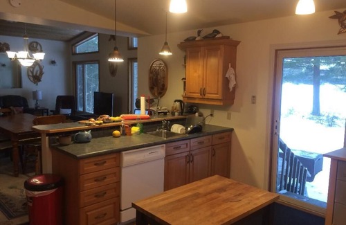 Baysville Cottage | Grandview Lake cottage, July and or AugustnPrivate luxury 500 feet waterfront