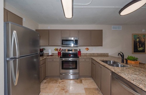 Rockport Condo | Grandview | Pet Friendly, Amazing Views + Pool!