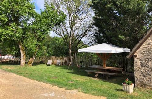 Caniac-du-Causse House | grange typique du quercy