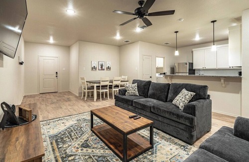 North by Northwest House | Granite Valley Lodge - 3BR 2BA - Brand New Home