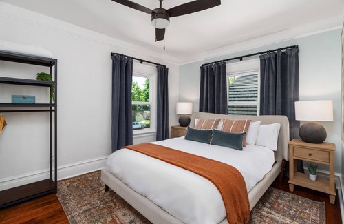 Lodi Bed & Breakfast | Grape Escape Inn & Suites