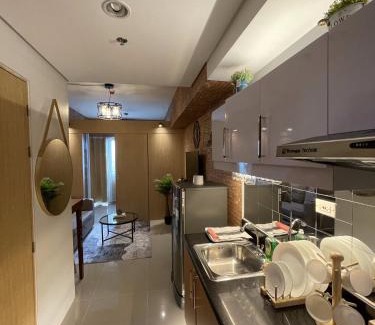 Santo Cristo Apartment | Grass Residences Industrial-Themed Staycation