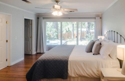 Cedar Ridge House | Grass Valley Home with Hot Tub