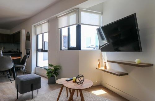 San Isidro Apartment | Gray by Wynwood House