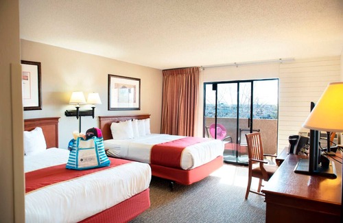 Wahweap Resort | Great Amenities! 3 Convenient Units, Pool, Free Parking!