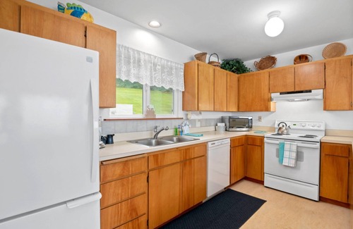 Cloverdale House | Great Deals on Summer Stays!