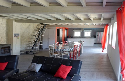 Voissay House | GREAT HOUSE CHARENTAISE IN PEACE, SWIMMING POOL, 35 MIN FROM THE SEA