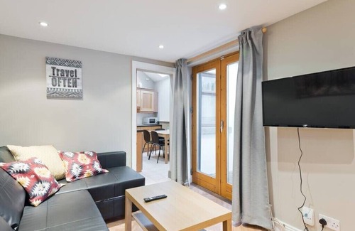 Ranelagh House | Great House Trendy Ranelagh 3bed 2bath TV and WIFI