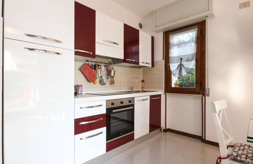 Portese Apartment | Great Location with Charming Patio - Prato Verde - Girasole