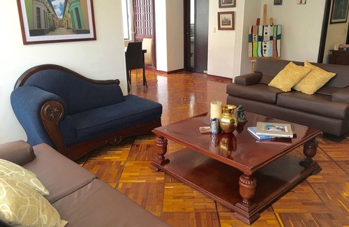 Calle 100 Apartment | Great Location, Convenient, 200 m, Renovated
