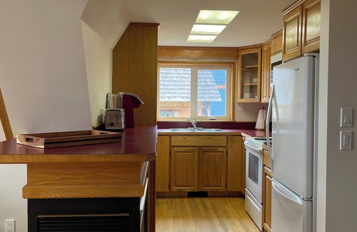 Lac La Hache Cottage | Great place to play, relax & fish