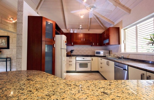 Gibbs Bay Villa | Great Value 4 Bedroom Villa With Private Pool - Only A Short Walk To Gibbs Beach