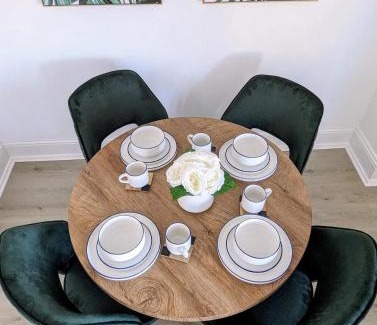 Seward Place Apartment | Great Value Unit in Union A10